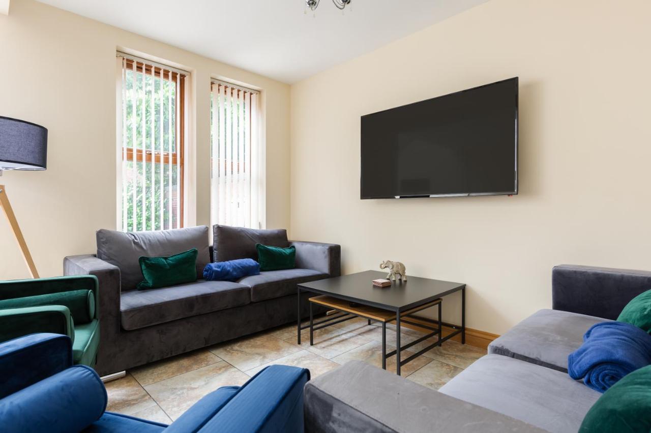 Albert - 5 Bedrooms Sleeps 11 Parking Wi-Fi Contractors Preston  Eksteriør billede